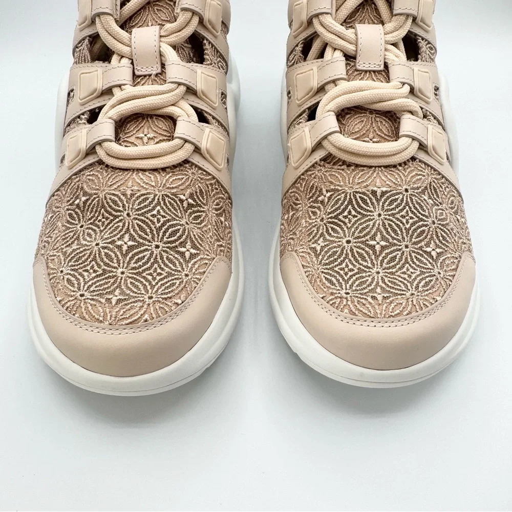 NEW Louis Vuitton Archlight Beige Monogram Jacquard Chunky Sole Sneakers Shoes